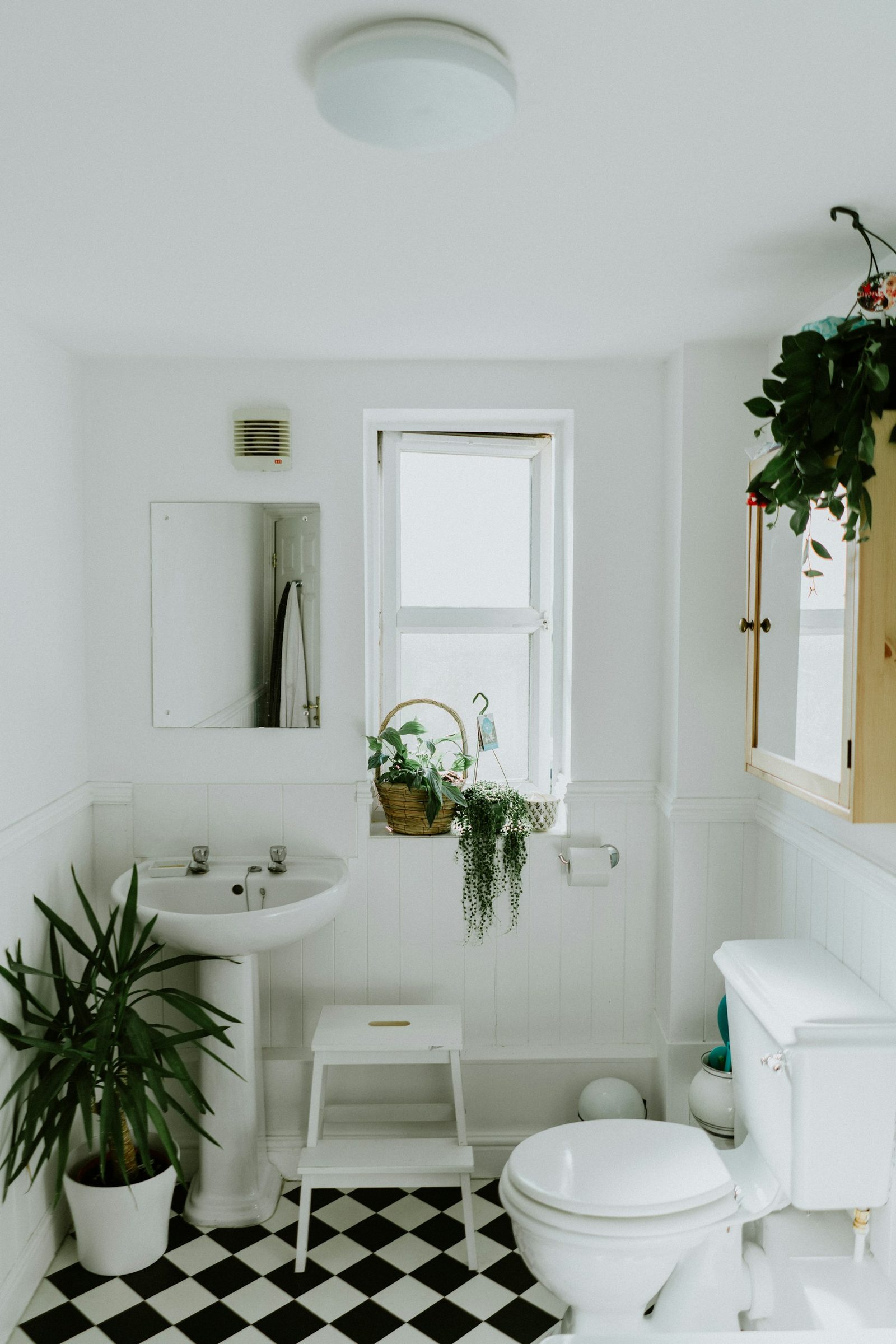 Bathroom refurbishment completed by Ikveles Construction in the UK